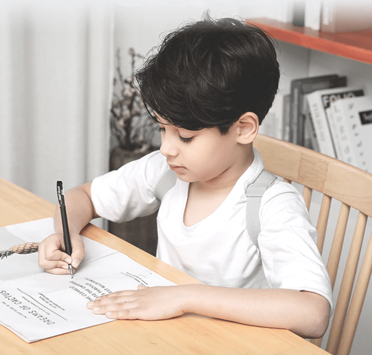 SmartBack - Intelligent Posture Corrector With Smart Sensor