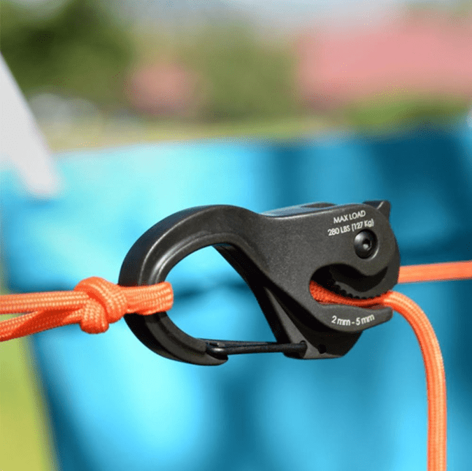 CordTight - Knot-Free Cord Tightening Carabiner (1 Pair With Rope)