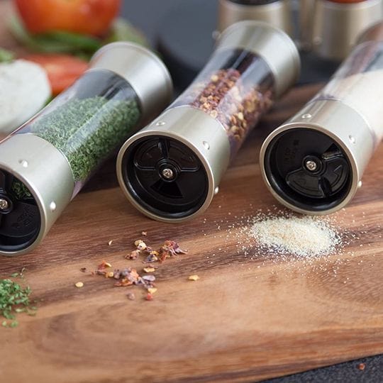 Auto-Measure Spice Carousel Jars