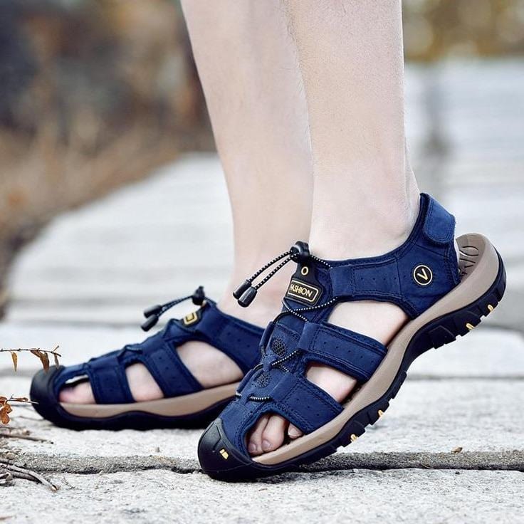 Outdoer Sandals - Breathable Closed Toe Leather Sandals