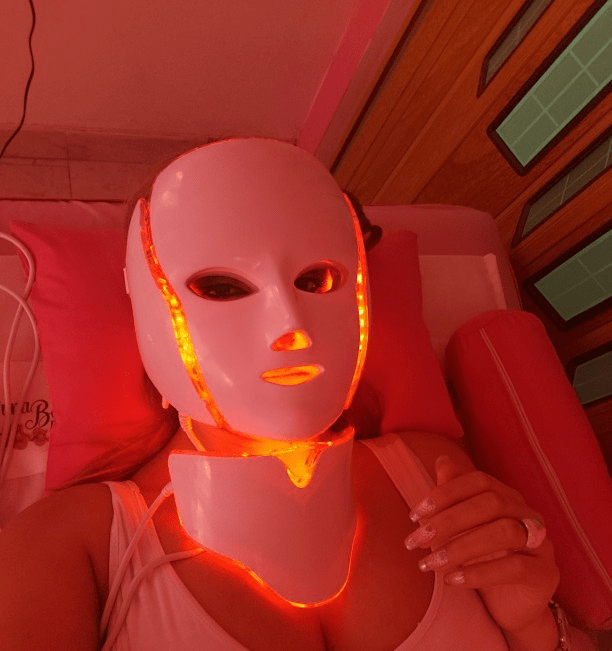 DermaRadiance - LED Facial Light Spa Therapy