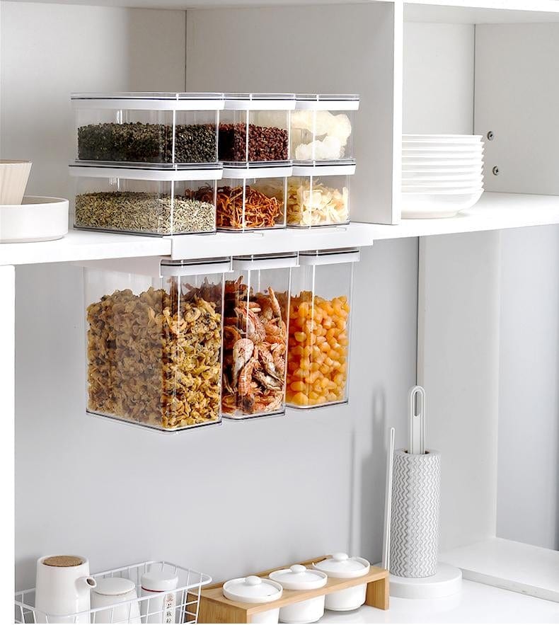 Slidee - Food Storage Box With Slide Mount